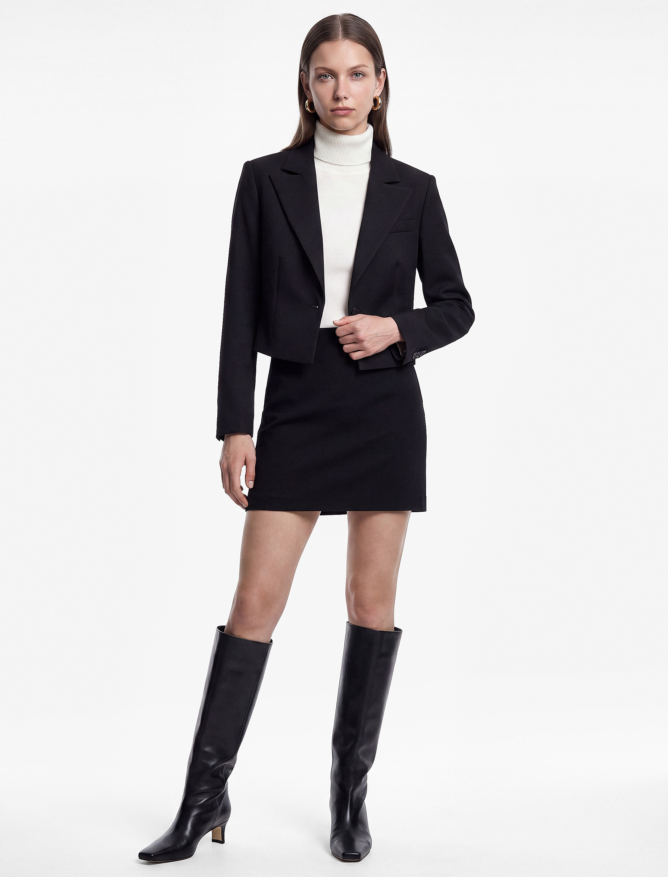   Cepli Düğmeli Uzun Kollu Crop Blazer Ceket