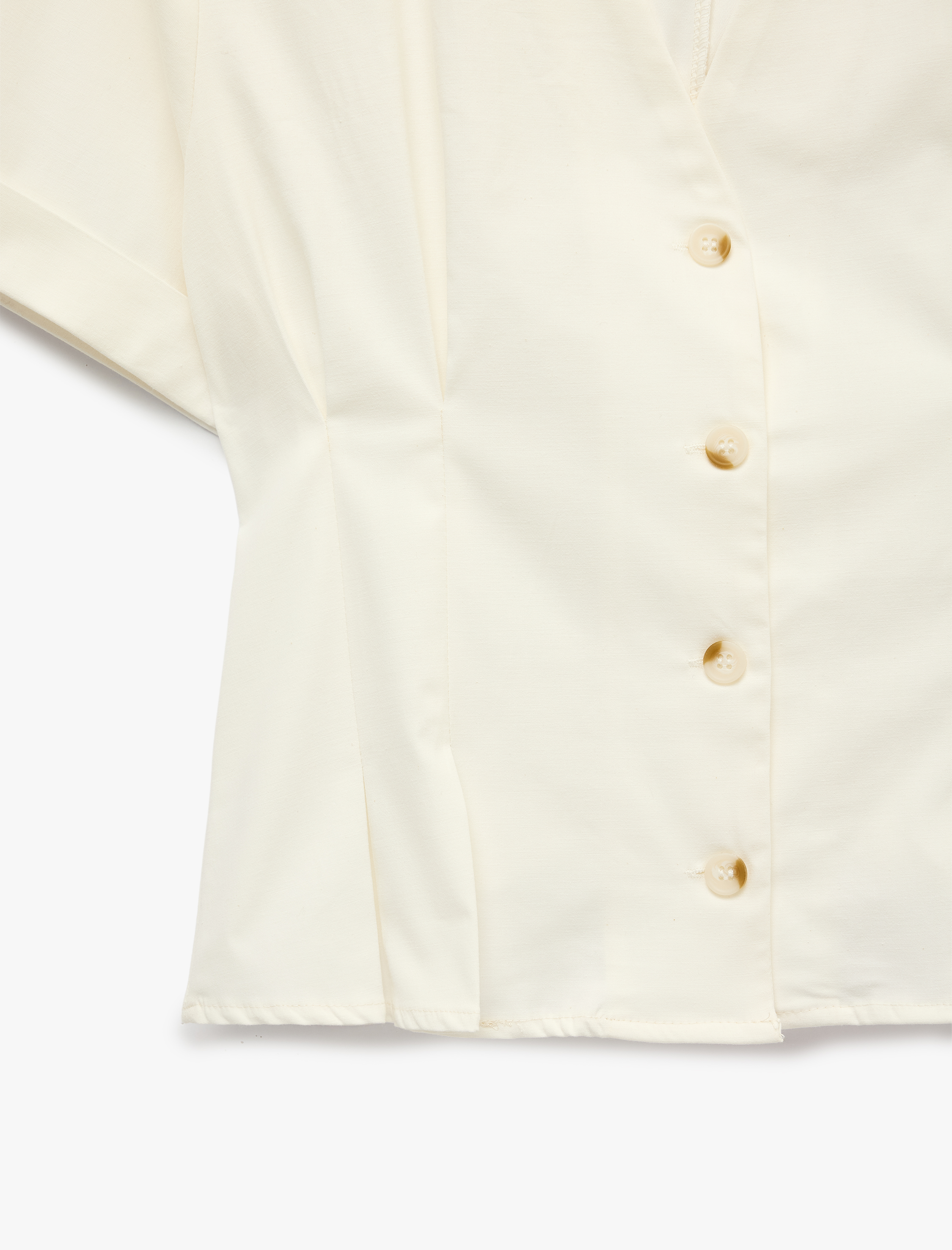   Pamuklu V Yaka Düğmeli Pileli Kısa Kollu Bel Vurgulu Peplum Bluz