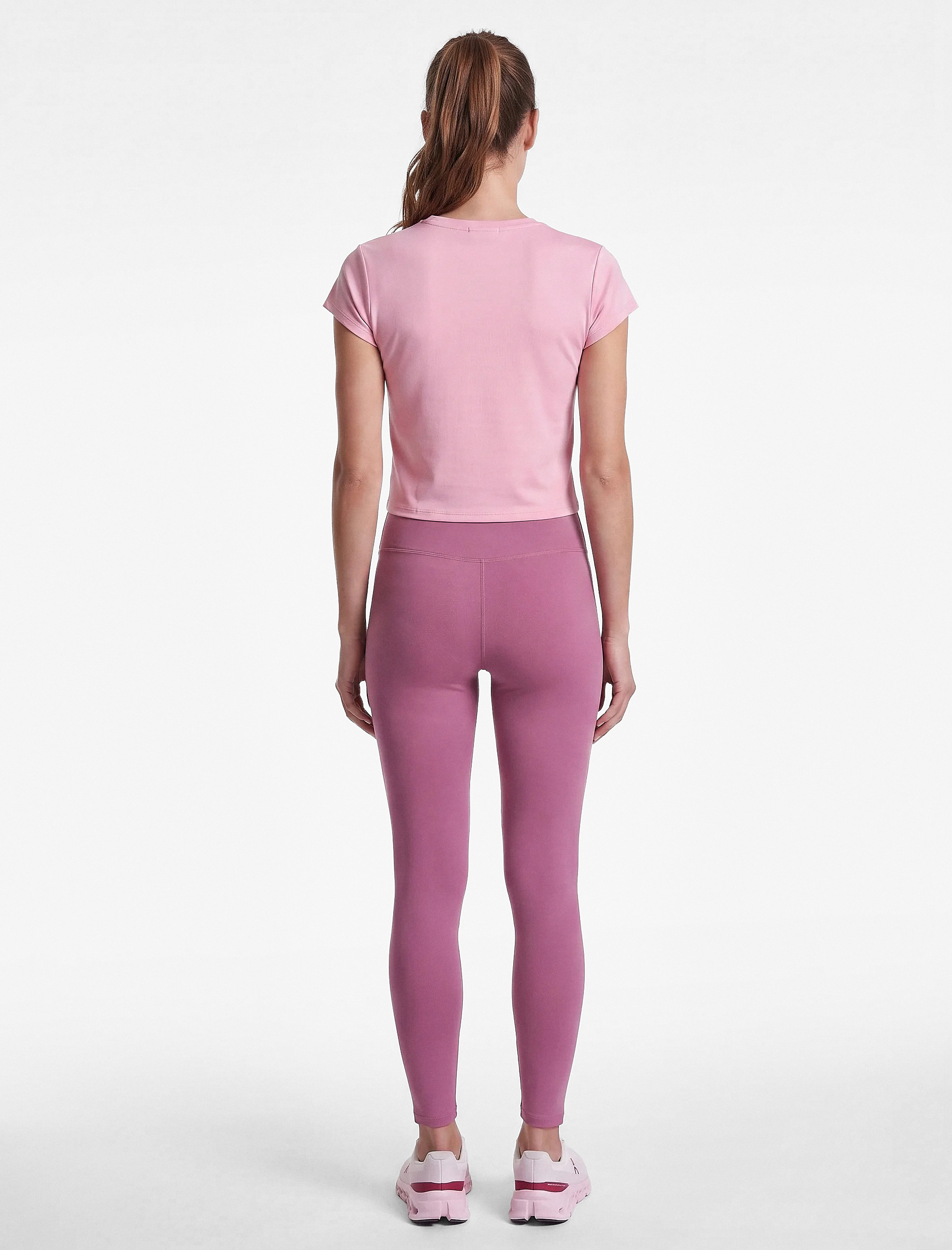   Slim Fit Bisiklet Yaka Kısa Kollu Baskılı Crop Spor Tişört