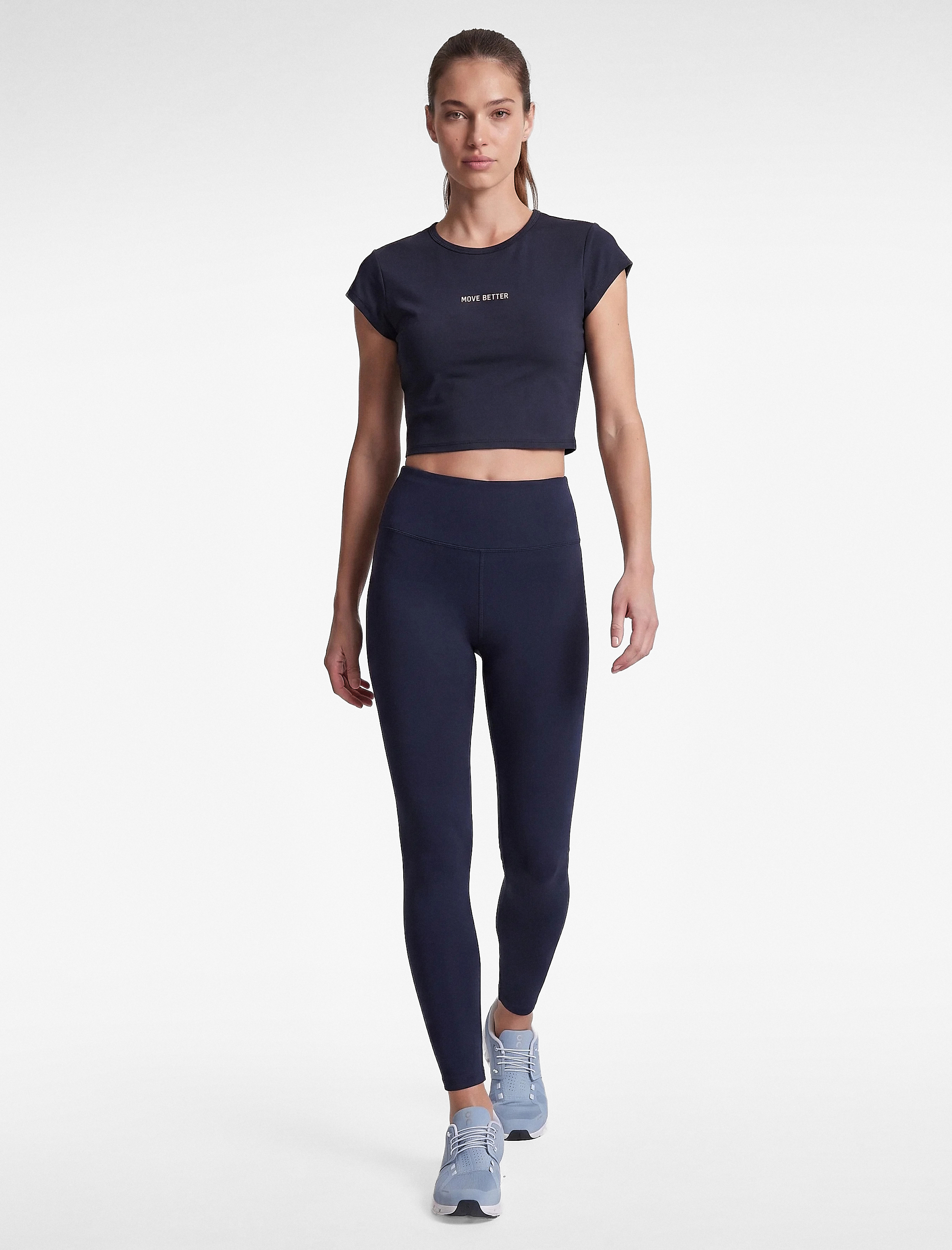   Slim Fit Bisiklet Yaka Kısa Kollu Baskılı Crop Spor Tişört