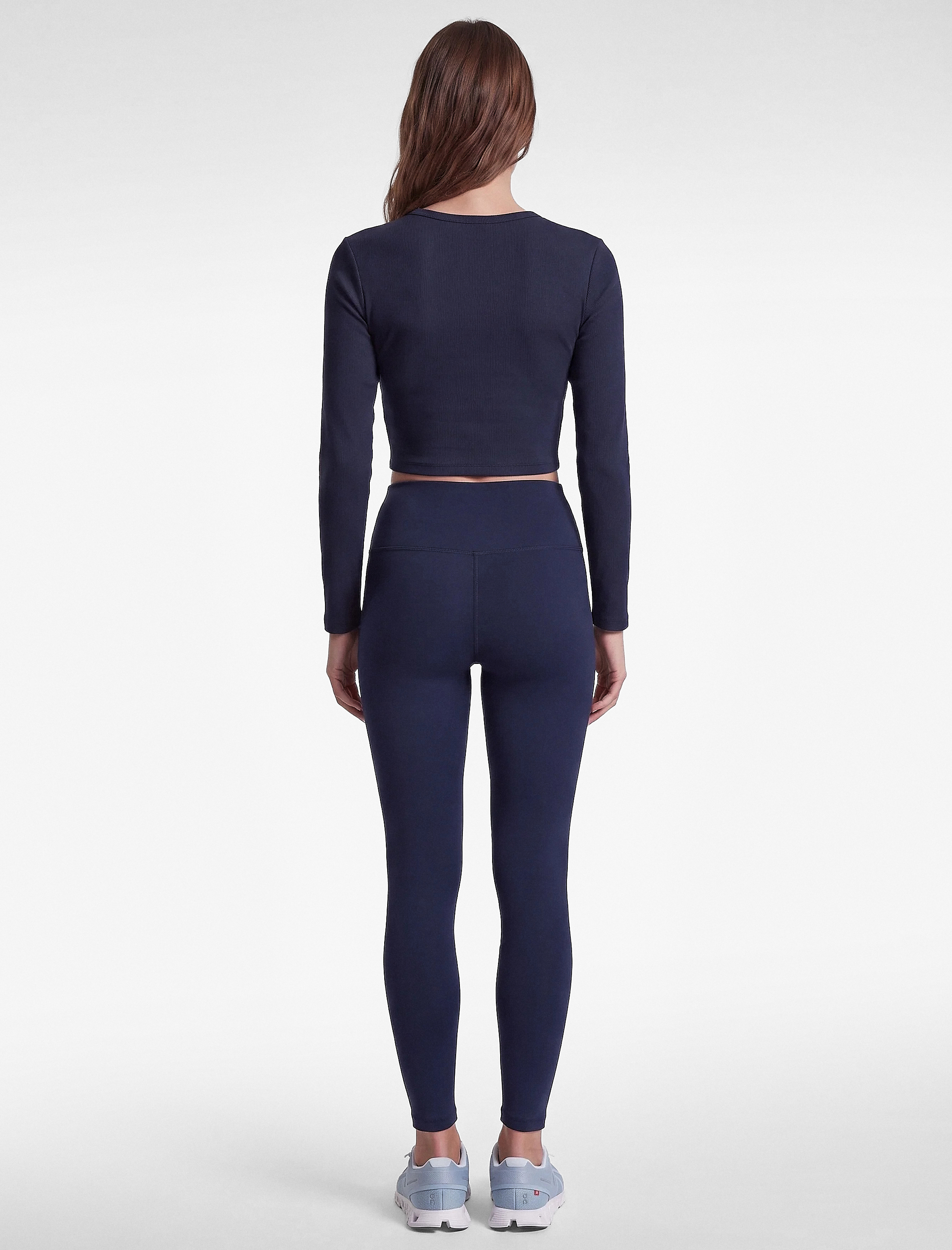   Slim Fit Bisiklet Yaka Uzun Kollu Crop Spor Tişört