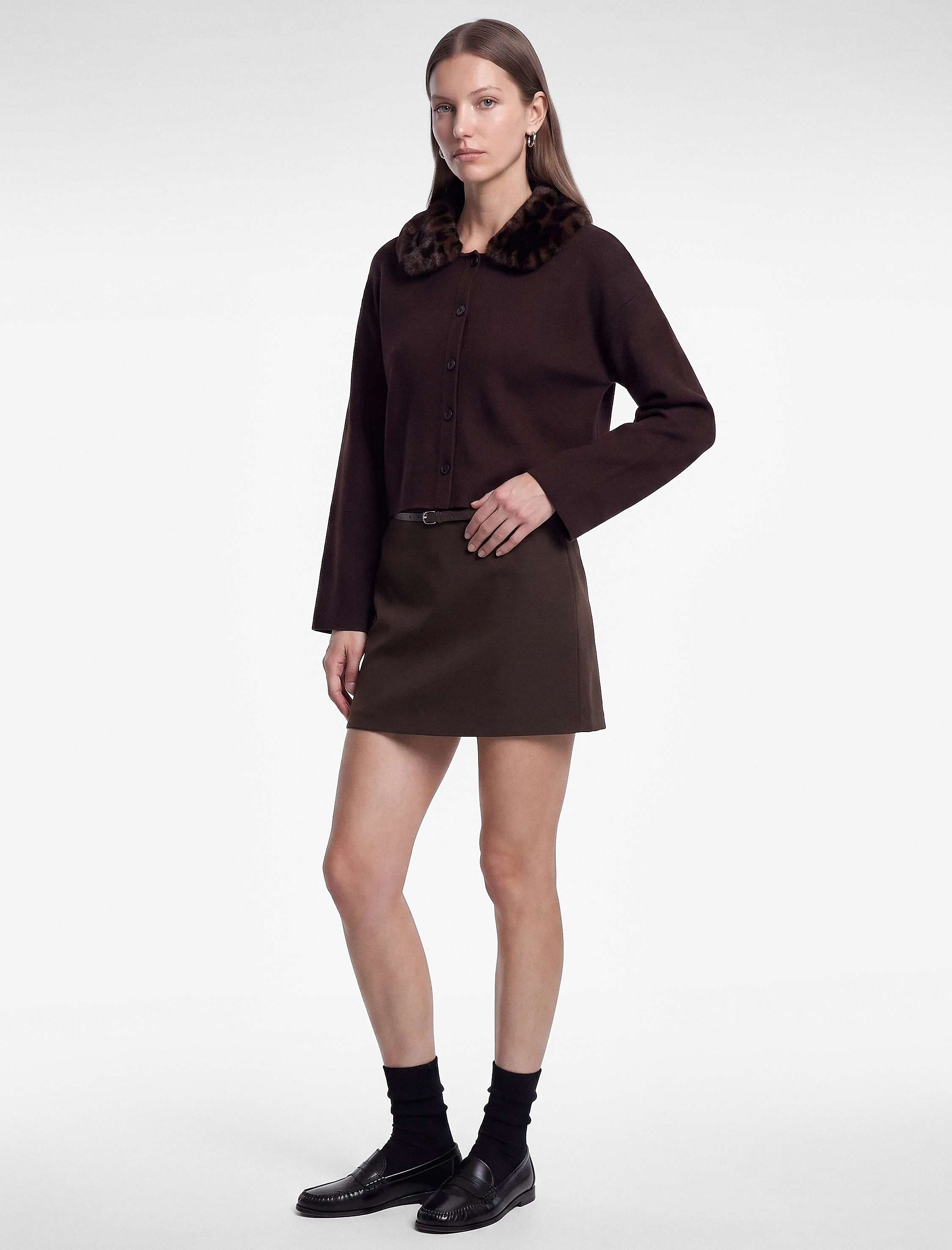   Uzun Kollu Slim Fit Leopar Desenli Suni Kürk Yakalı Hırka