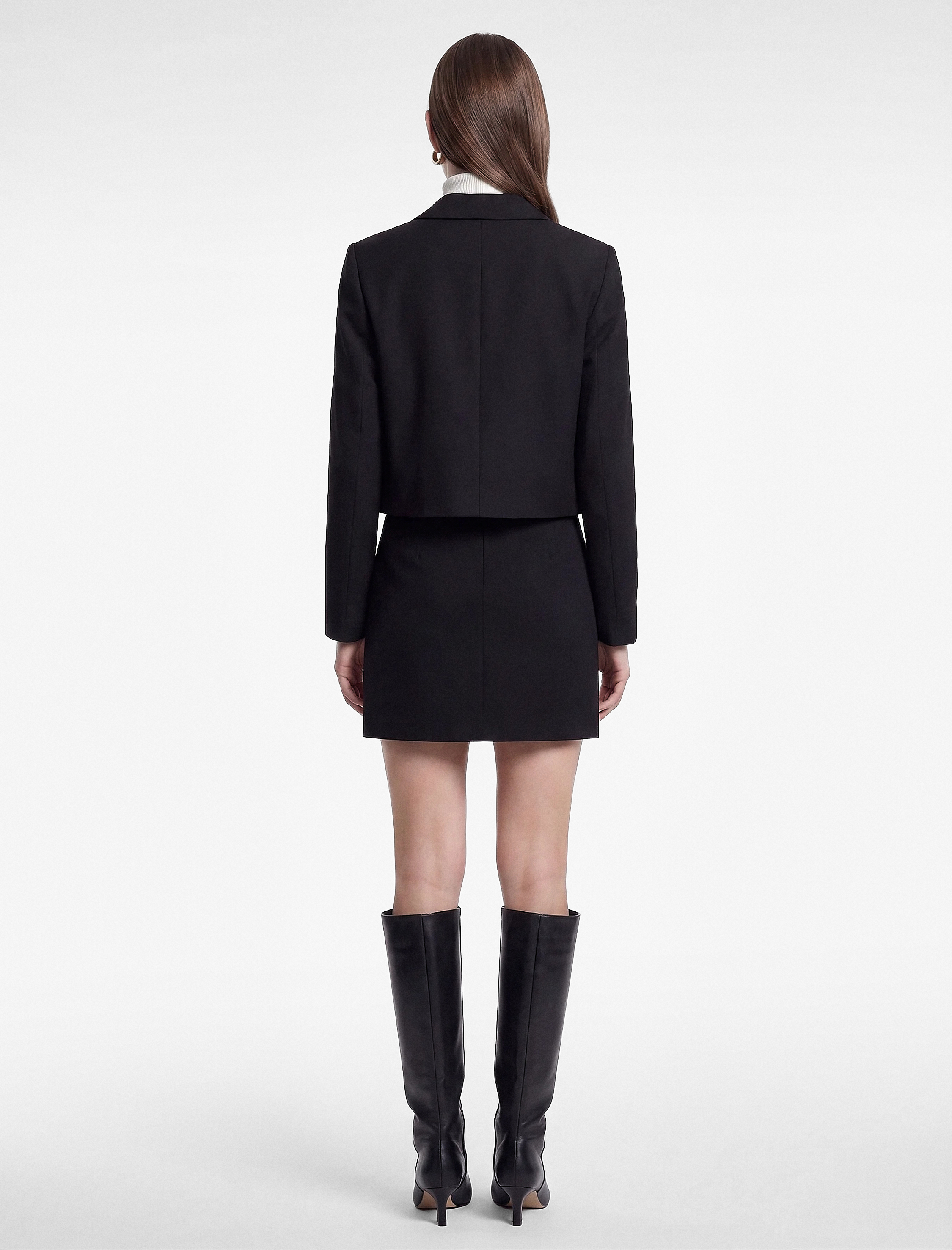   Cepli Düğmeli Uzun Kollu Crop Blazer Ceket