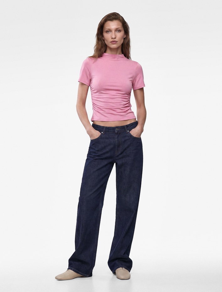  Modal Kumaş Slim Fit Drapeli Kısa Kollu Geniş Dik Yaka Bluz