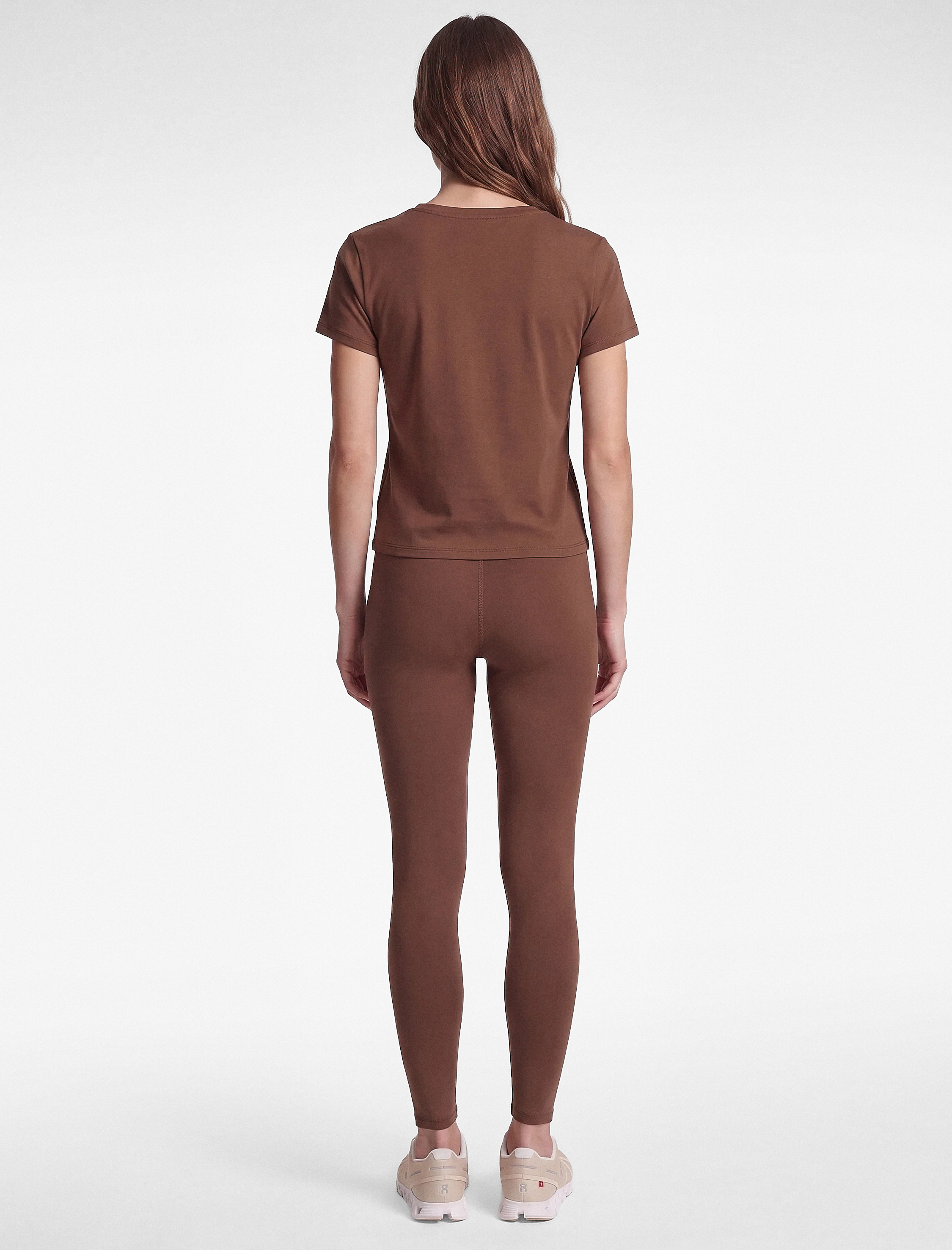   Slim Fit İnterlok Kumaş Kısa Kollu Bisiklet Yaka Spor Tişört