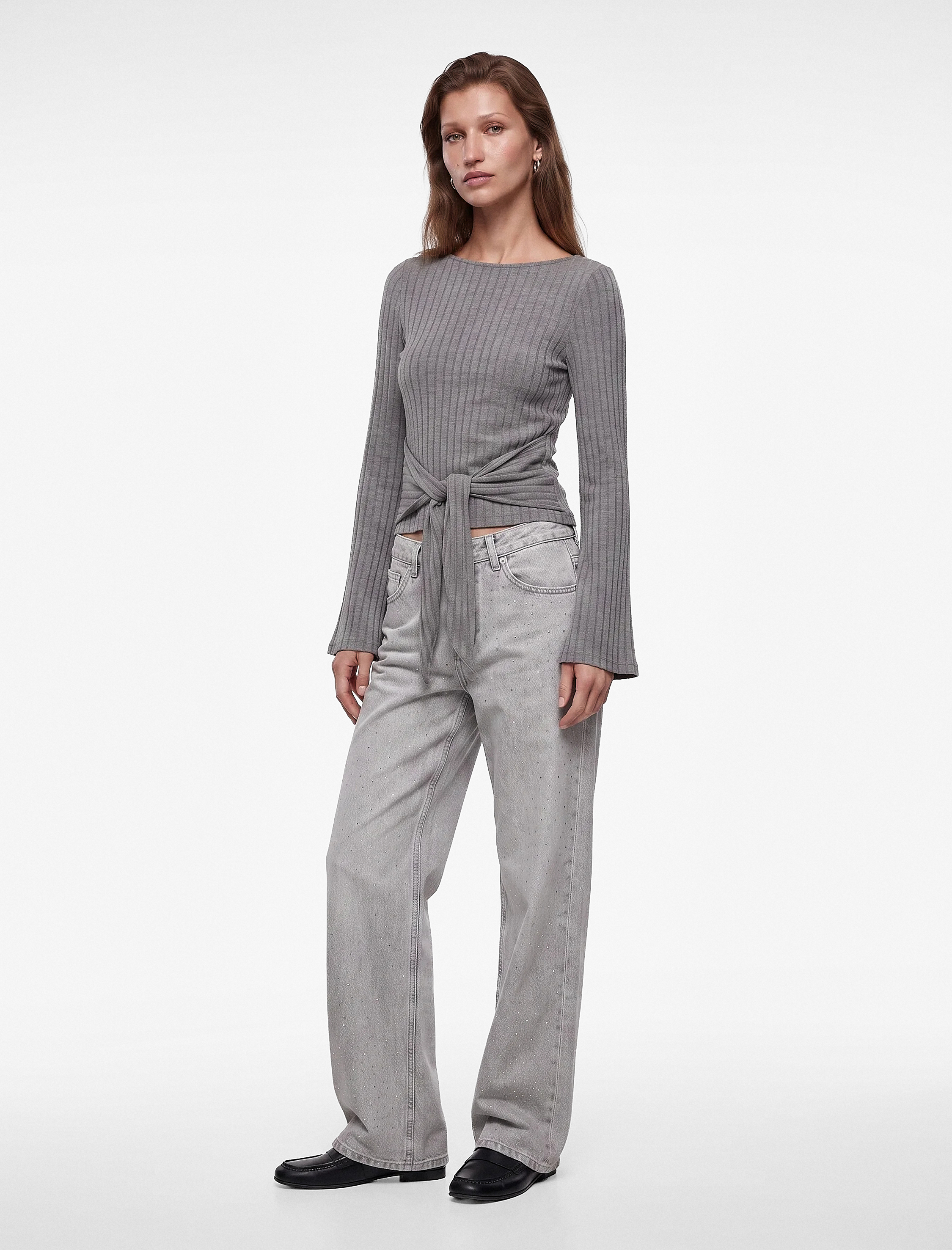  Slim Fit Bisiklet Yaka Bağlama Detaylı Uzun Kollu Bluz