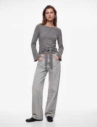 Slim Fit Bisiklet Yaka Bağlama Detaylı Uzun Kollu Bluz