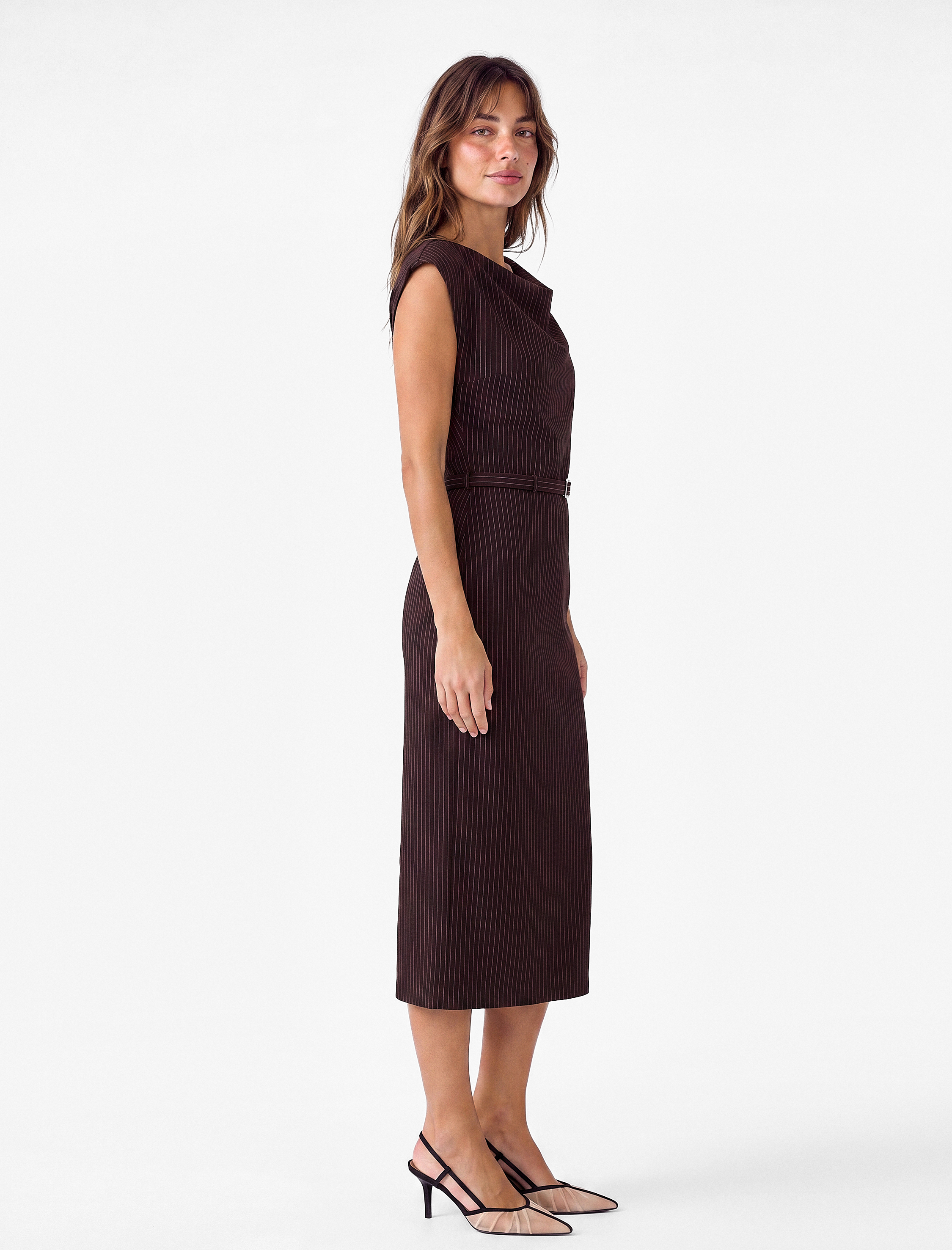   Kolsuz Balık Form Slim Fit Çizgili Asimetrik Degaje Yaka Kemerli Midi Elbise