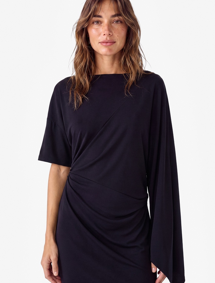 Drape Detaylı Slim Fit Yuvarlak Yaka Uzun Pelerin Kol Detaylı Mini Elbise