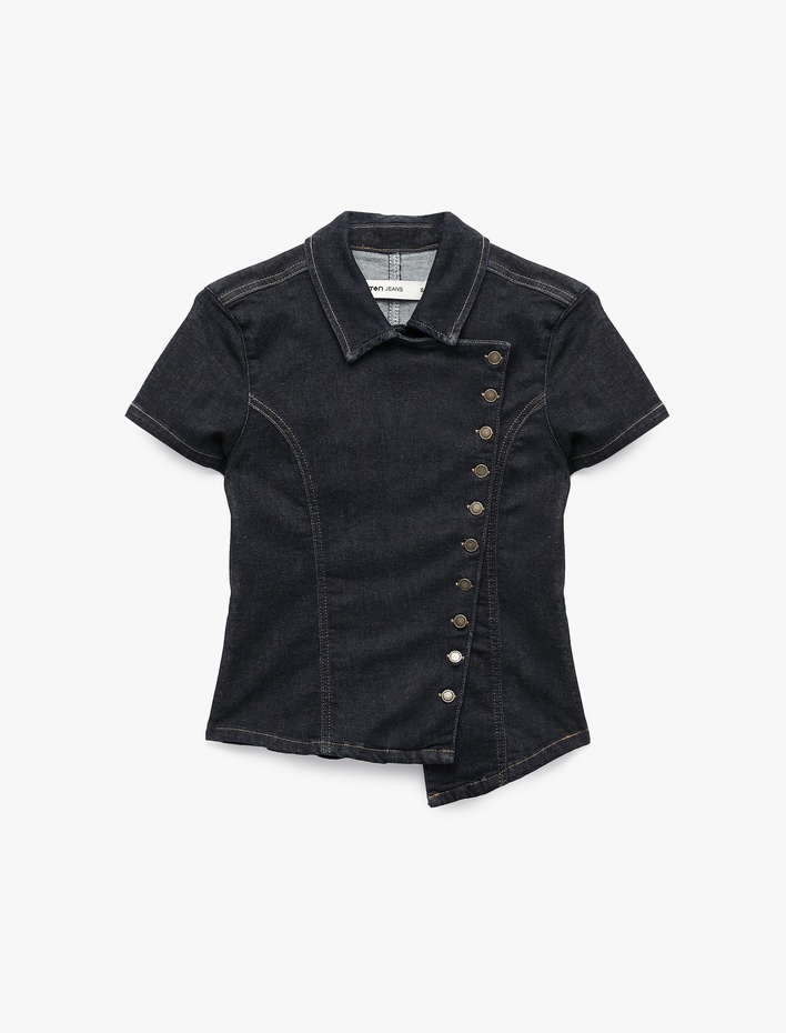  Slim Fit Pamuklu Klasik Yaka Kısa Kollu Asimetrik Kesim Düğmeli Denim Bluz