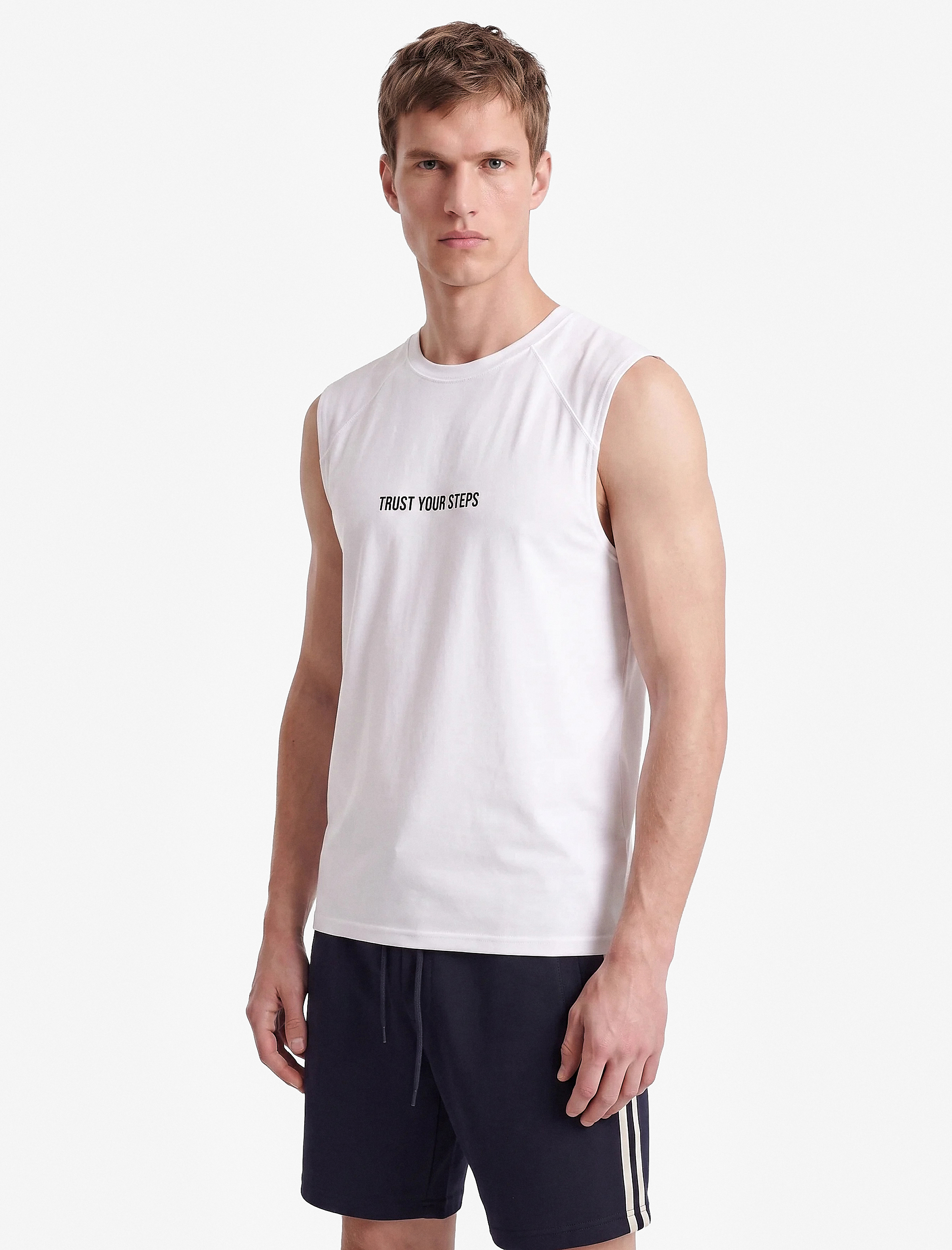   Rahat Kalıp Kolsuz Bisiklet Yaka Arkası Baskılı Spor Atlet