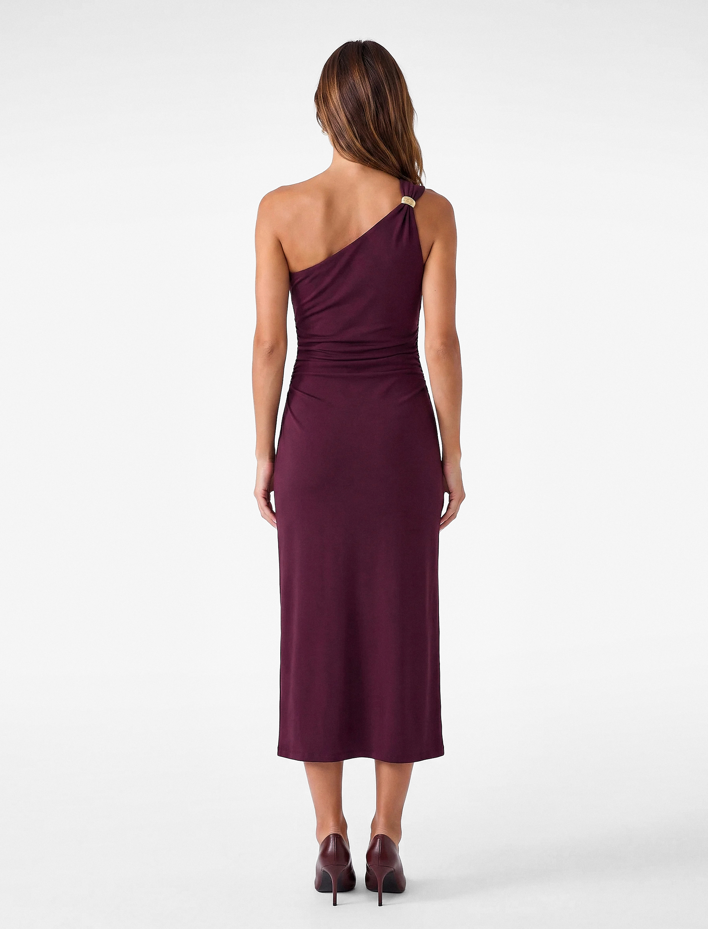   Slim Fit Aksesuar Detaylı Tek Omuz Midi Elbise
