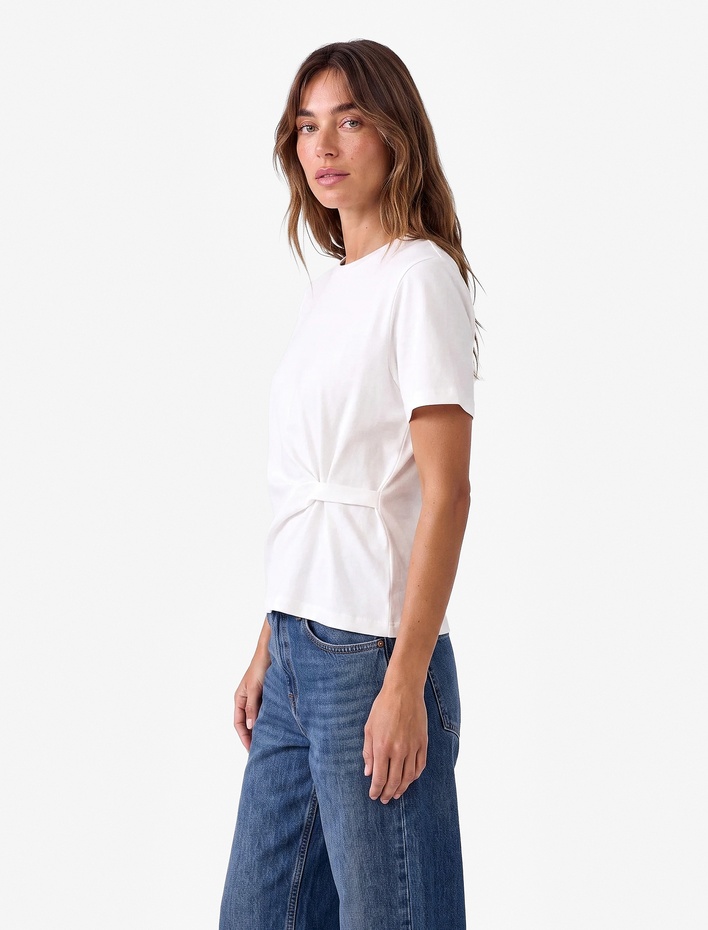  Regular Fit Kısa Kollu Bisiklet Yaka Drape Detaylı Pamuklu Basic Tişört