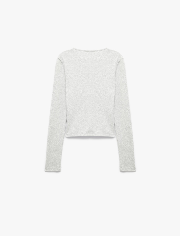  Slim Fit Pamuklu Bisiklet Yaka Asimetrik Düğmeli Uzun Kollu Tişört