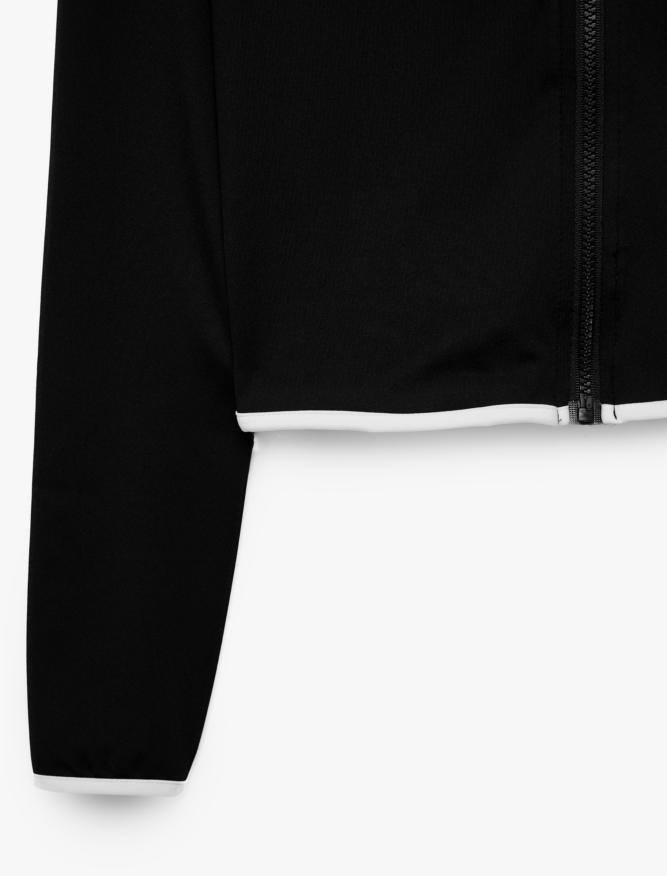   Slim Fit Dik Yaka Fermuarlı Uzun Kollu Biyeli Spor Tişört