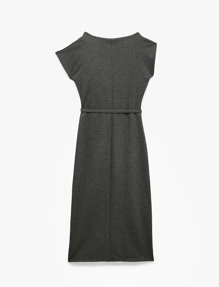  Kolsuz Balık Form Slim Fit Çizgili Asimetrik Degaje Yaka Kemerli Midi Elbise