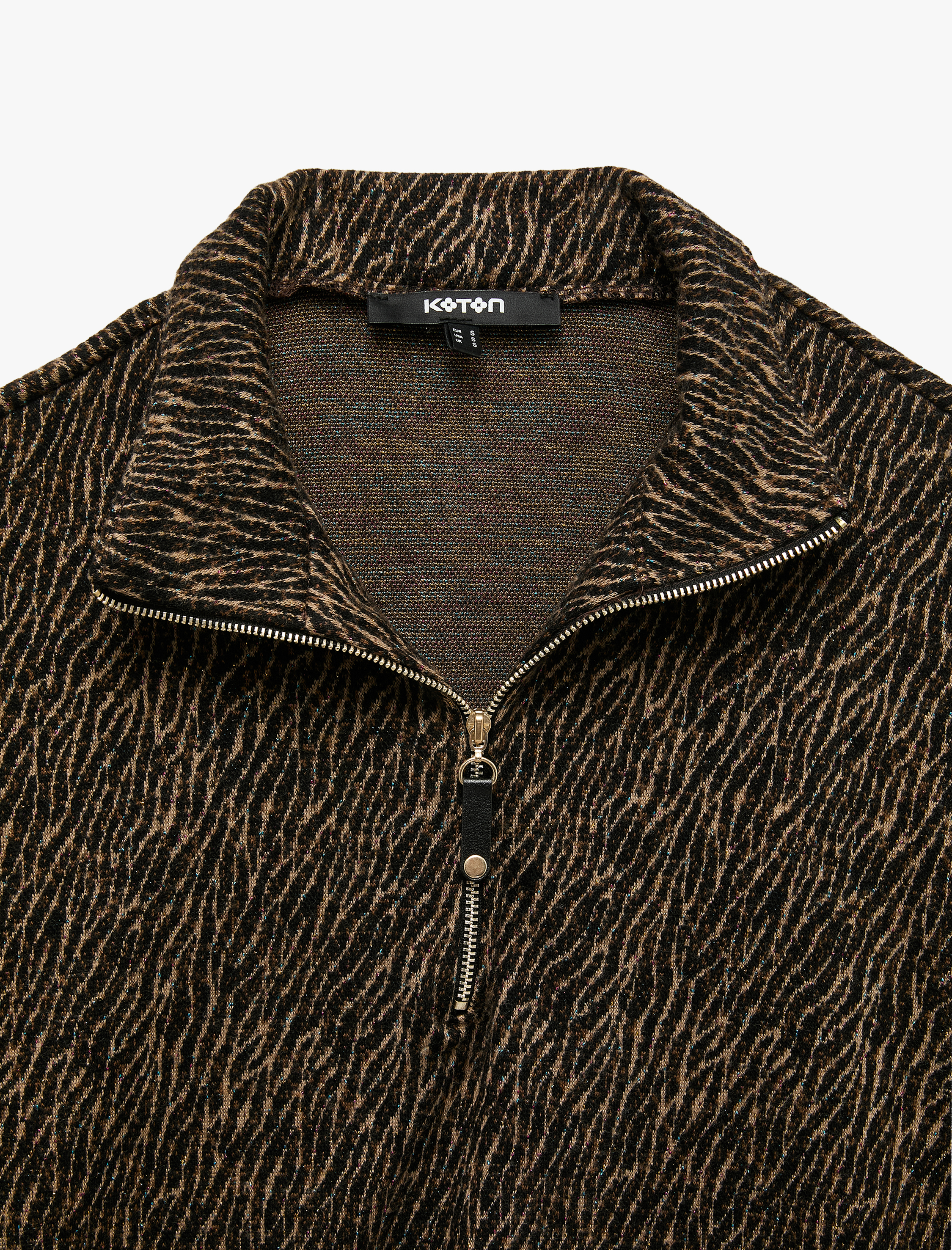   Desenli Uzun Kollu Fermuarlı Yaka Sweatshirt