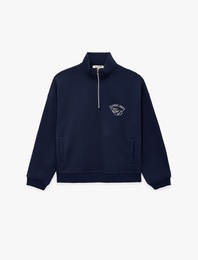 Şardonlu Rahat Kalıp Cep Detaylı Arkası Baskılı Yarım Fermuarlı Sweatshirt
