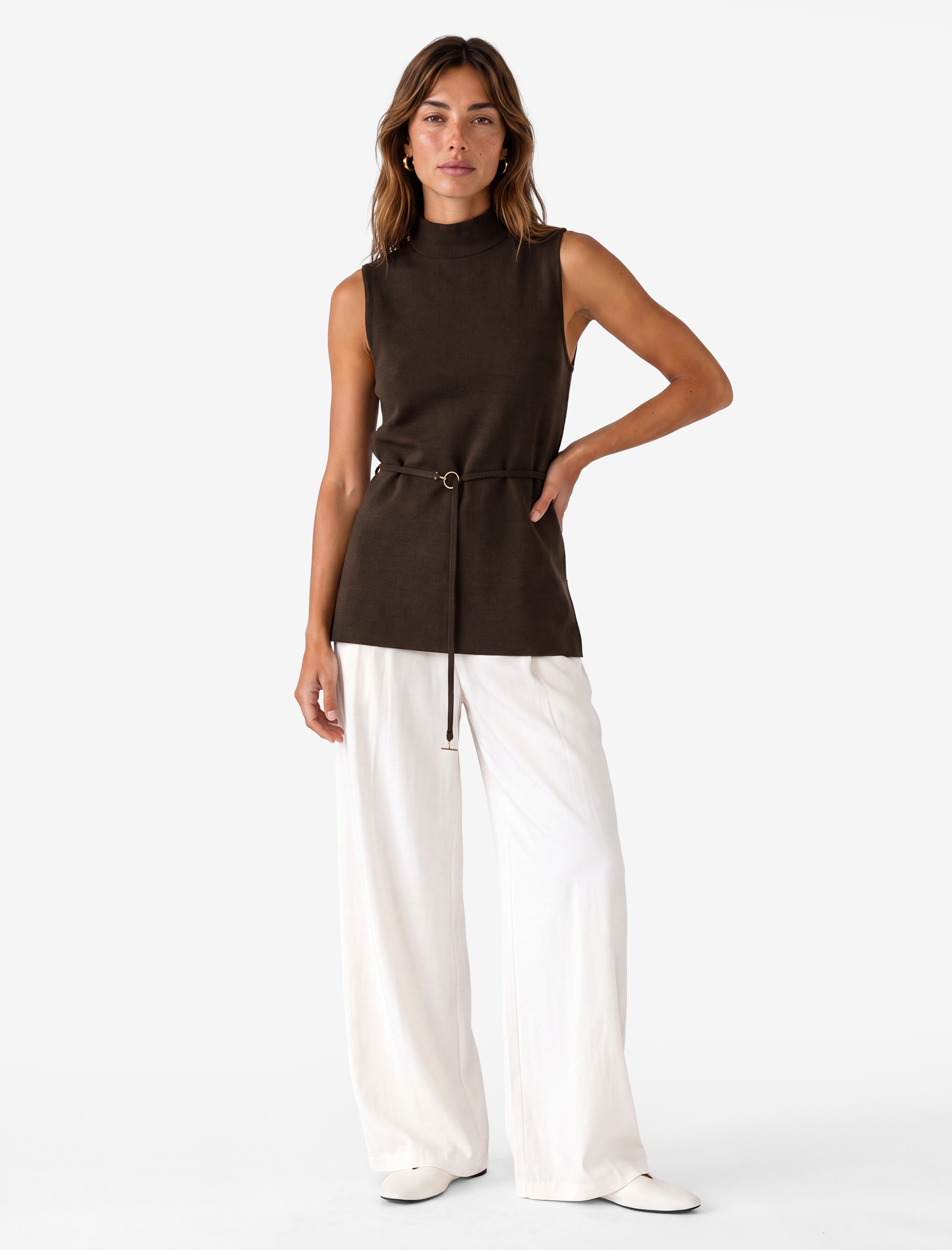   Slim Fit Kemerli Dik Yaka Kolsuz Bluz