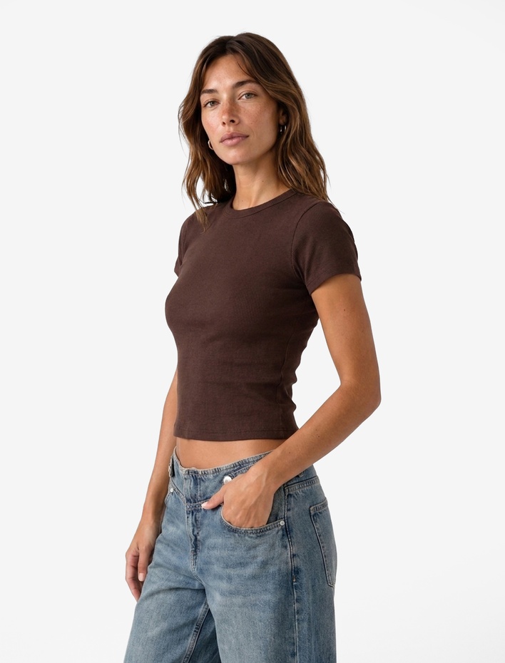 Slim Fit Kısa Kollu Bisiklet Yaka Pamuklu Fitilli Basic Tişört