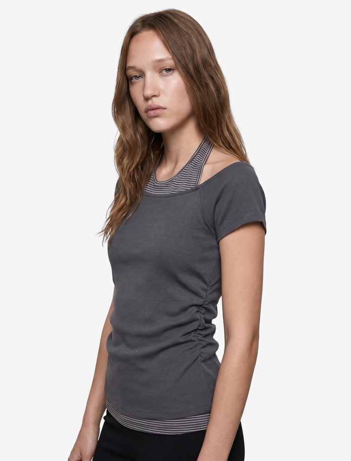  Slim Fit Drapeli Omzu Açık Katmanlı Kısa Kollu Halter Yaka Tişört