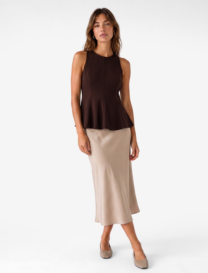  Slim Fit Bisiklet Yaka Kolsuz Peplum Bluz