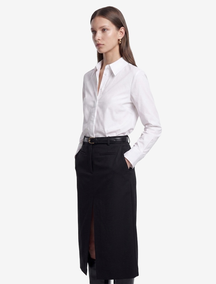  Regular Fit Klasik Yaka Düğmeli Uzun Kollu Poplin Gömlek