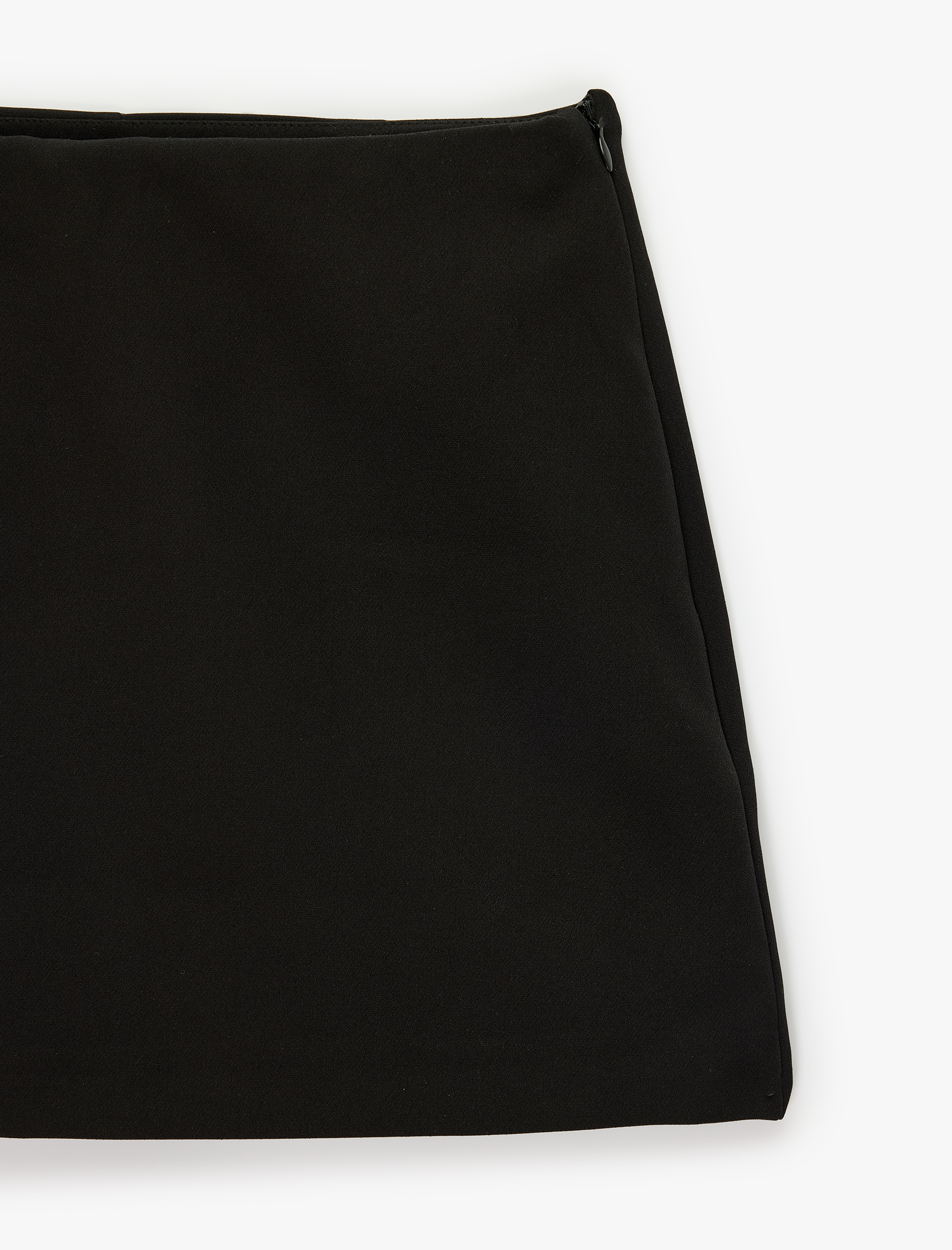   Slim Fit Cep Detaylı Mini Şort Etek