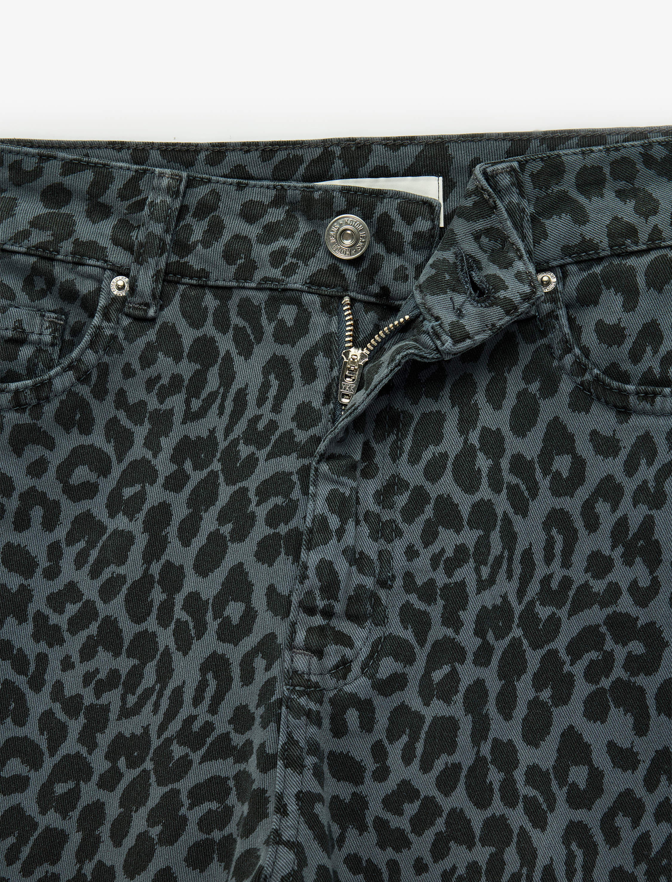   Yüksek Bel Dar Kesim Pamuklu İspanyol Paça Leopar Desenli Pantolon - Flare Jeans