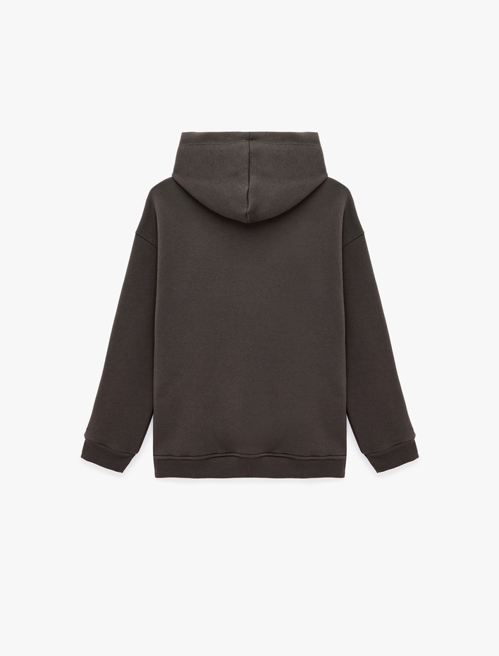  Şardonlu Rahat Kalıp Baskılı Uzun Kollu Kapüşonlu Sweatshirt