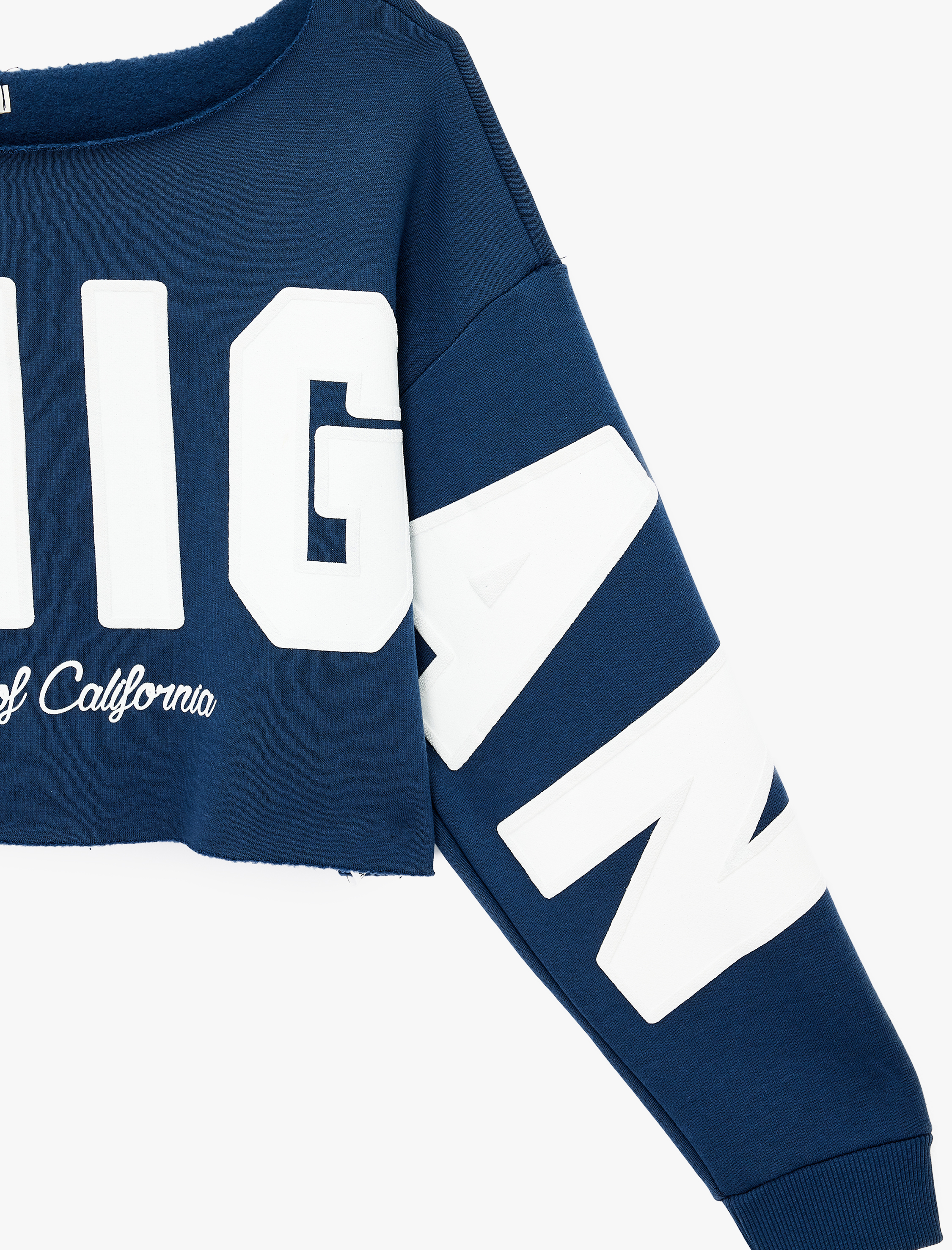   Pamuklu Şardonlu Rahat Kalıp Kayık Yaka Uzun Kollu Baskılı Crop Sweatshirt