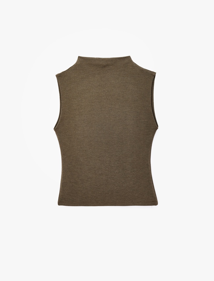  Slim Fit Viskon Karışımlı Kolsuz Dik Yaka Atlet