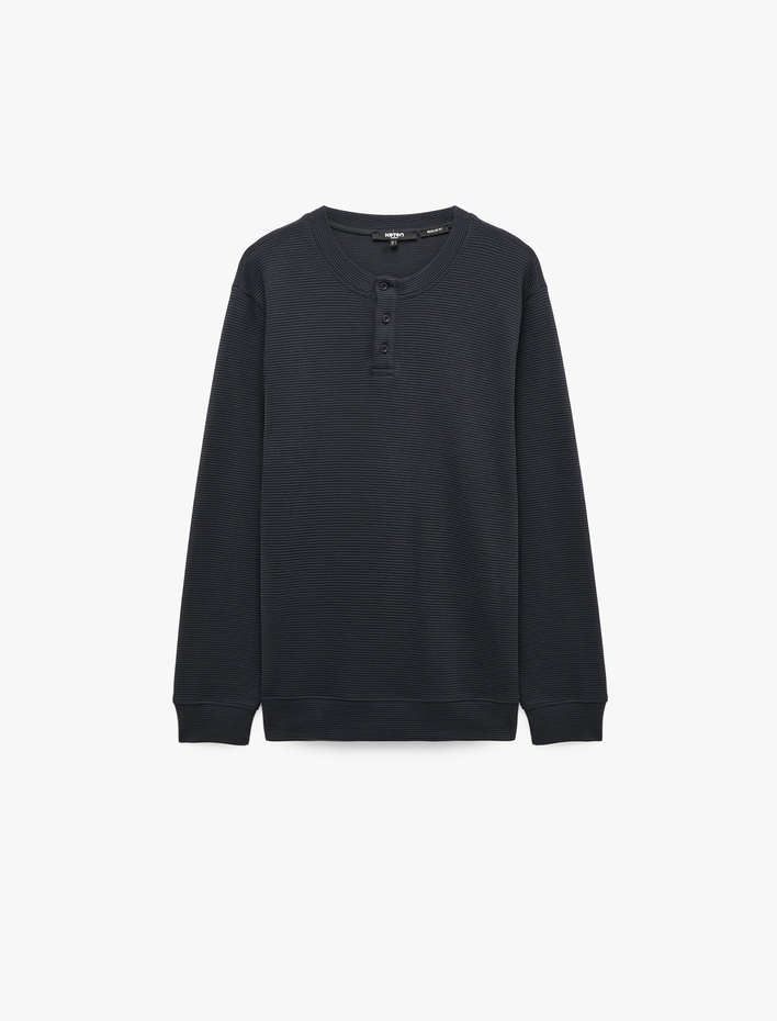  Uzun Kollu Pamuklu Waffle Dokulu Henley Yaka Sweatshirt