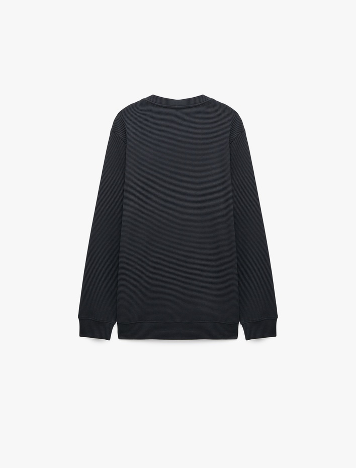  Uzun Kollu Pamuklu Waffle Dokulu Henley Yaka Sweatshirt