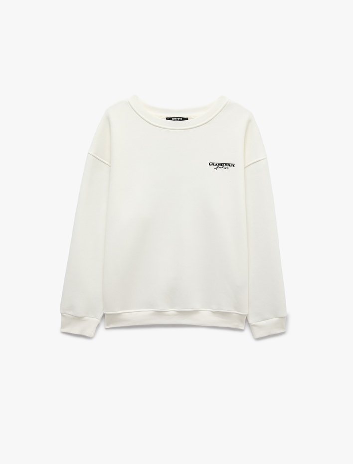  Rahat Kalıp Üç İplik Şardonlu Pamuklu Bisiklet Yaka Arkası Baskılı Sweatshirt