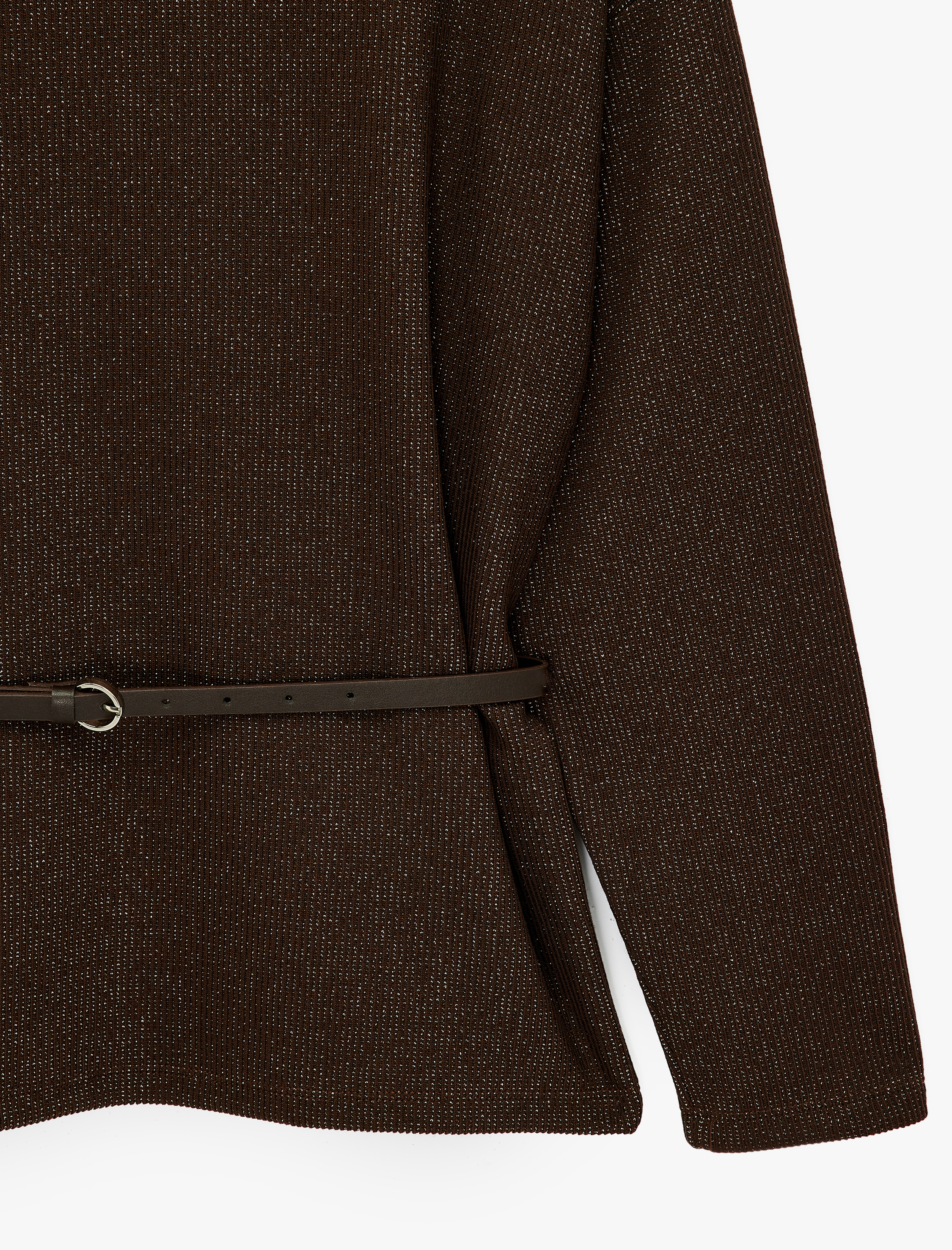   Kemer Detaylı Slim Fit Uzun Kollu Dik Yaka  Bluz
