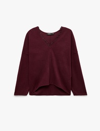 Uzun Kollu Dantel Detaylı V Yaka Sweatshirt