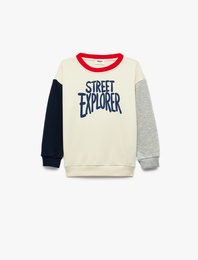 Renk Bloklu Uzun Kollu Bisiklet Yaka Baskılı Sweatshirt