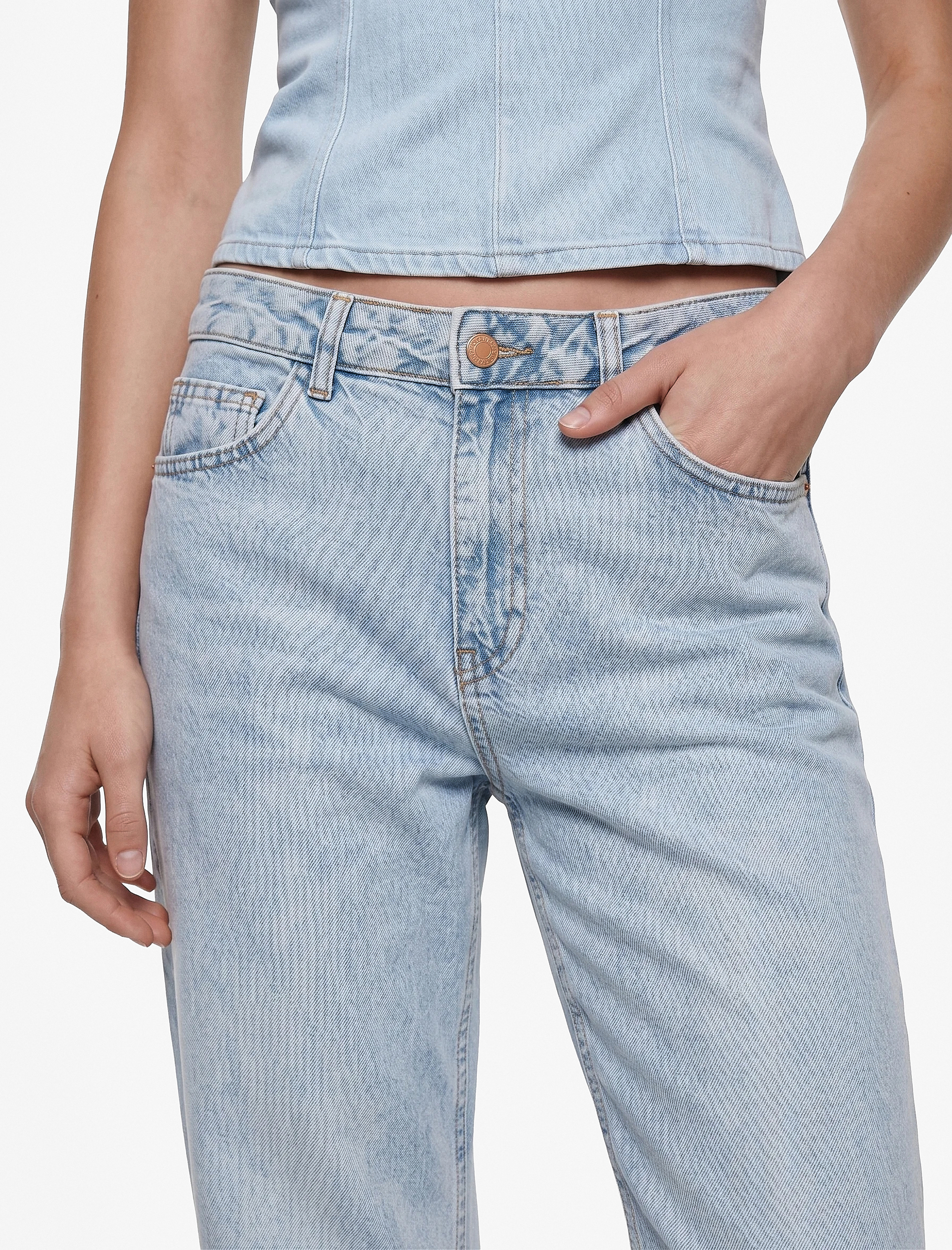   Düz Paça Normal Bel Cepli Düğmeli Denim Pantolon - Longer Straight Fit Jean
