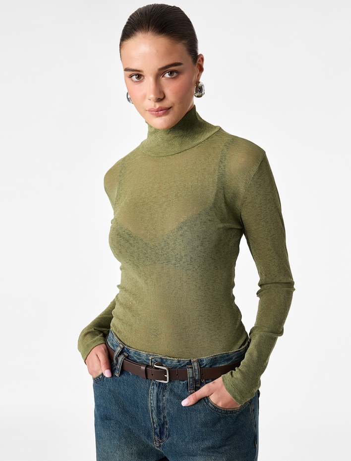  Slim Fit Dik Yaka Uzun Kollu Tişört