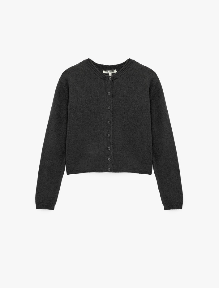  Regular Fit Bisiklet Yaka Uzun Kollu Düğmeli Crop Triko Hırka