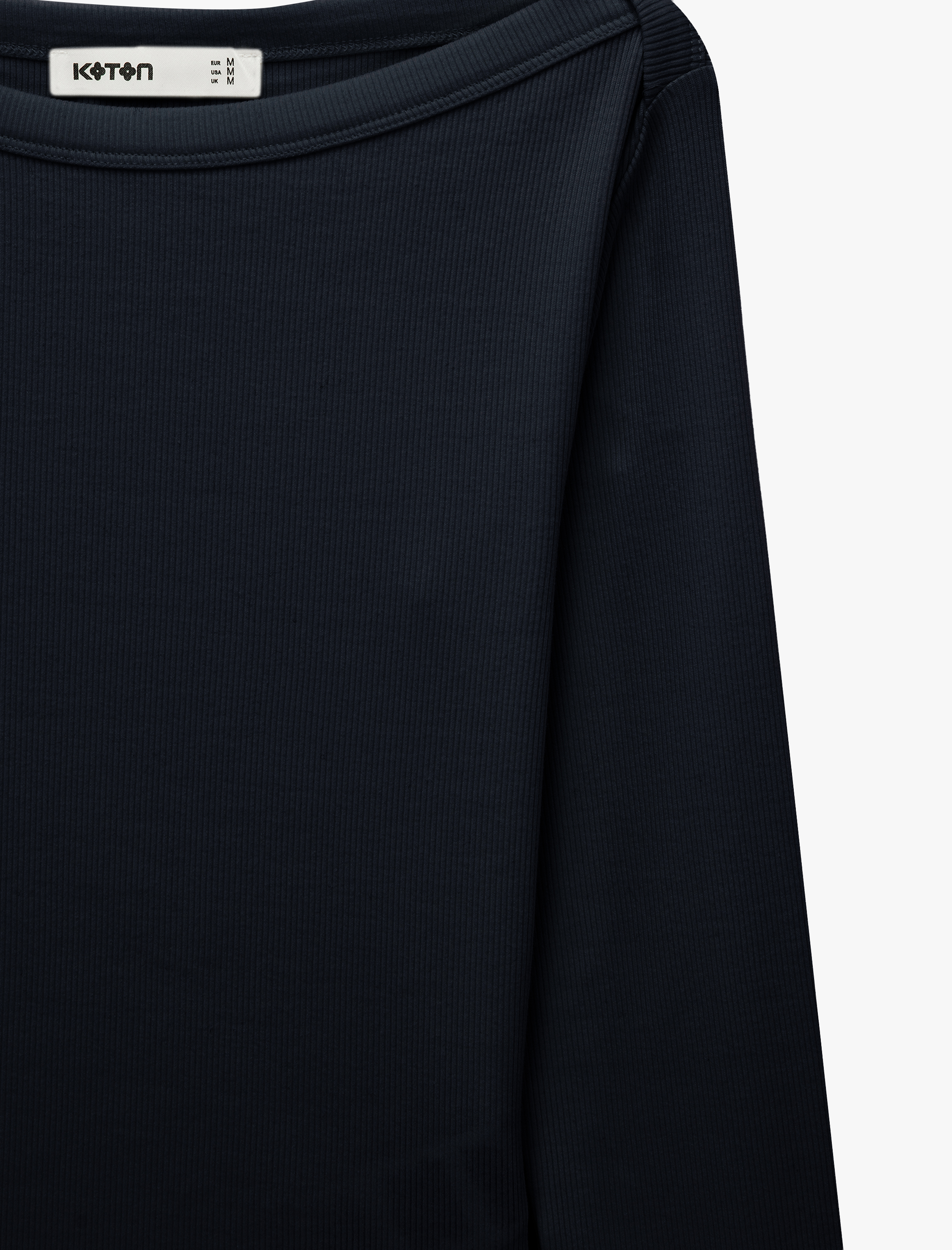   Slim Fit Pamuklu Kayık Yaka Uzun Kollu Basic Tişört