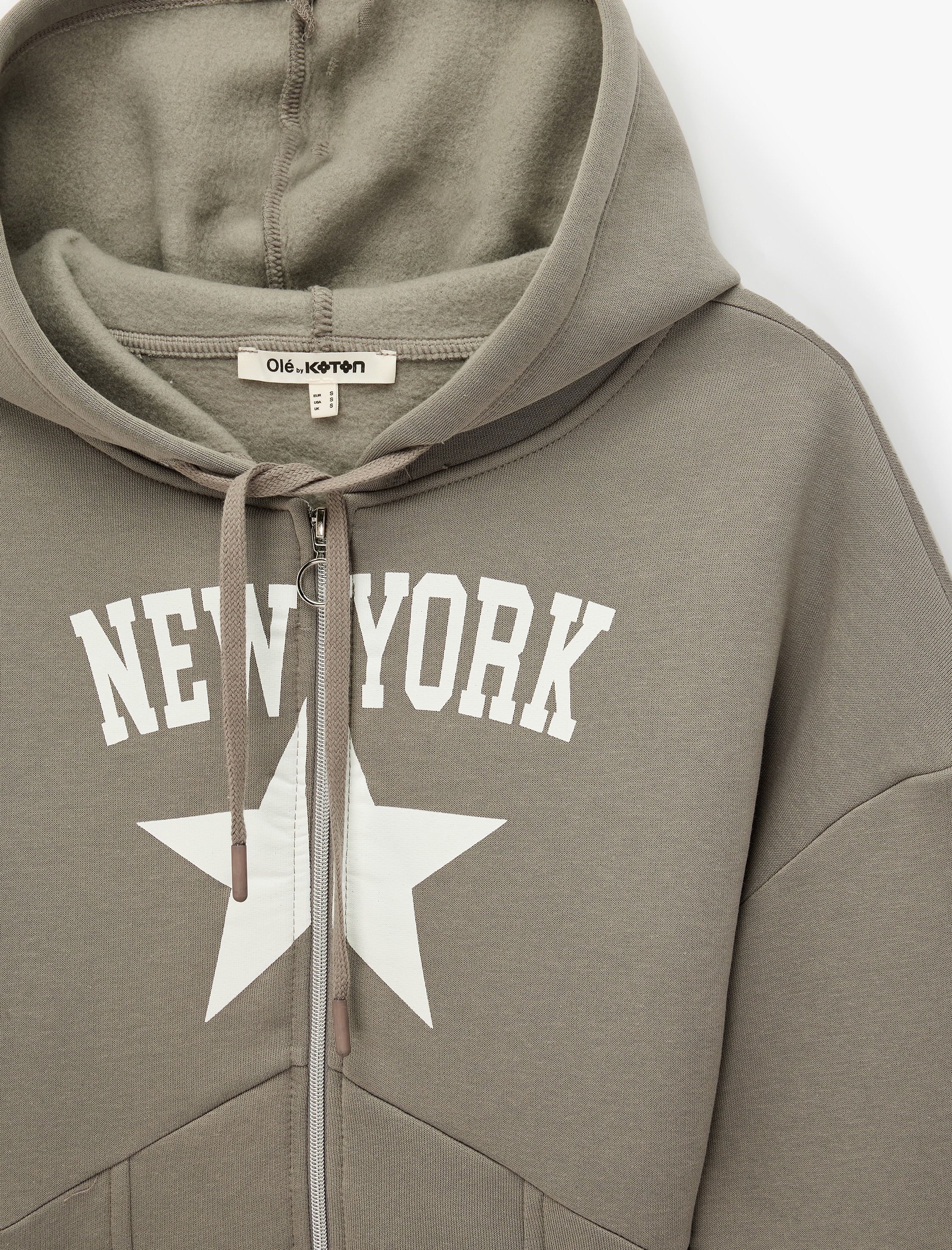   Slim Fit Şardonlu Uzun Kollu Kapüşonlu Fermuarlı Korse Detaylı Baskılı Sweatshirt
