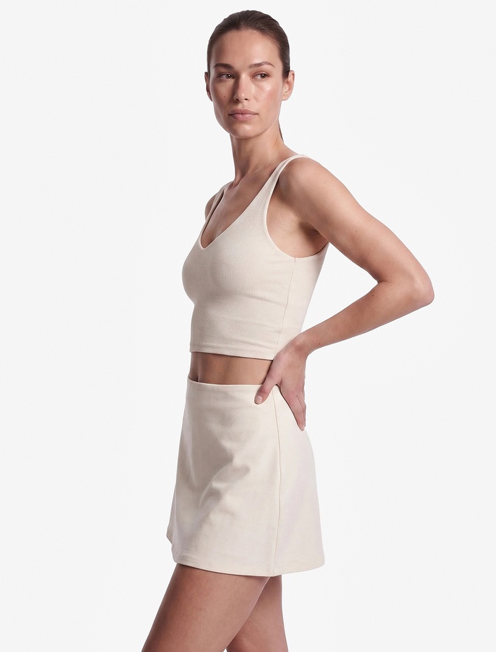  Kolsuz V Yaka Kaplı Slim Fit Sporcu Sütyeni