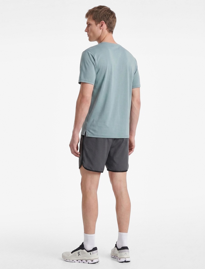  Regular Fit Kısa Kollu Bisiklet Yaka Basic Spor Tişört