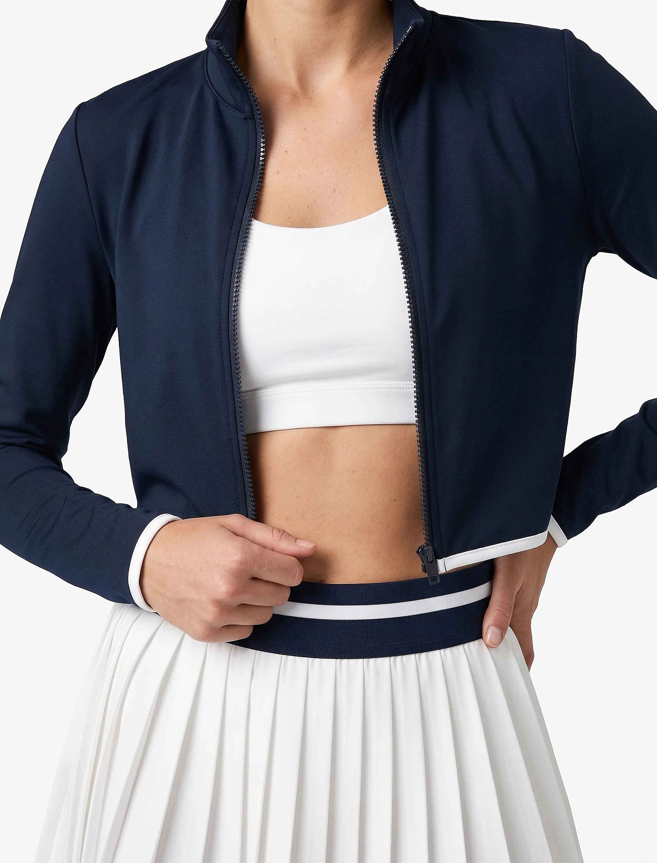   Slim Fit Biyeli Dik Yaka Fermuarlı Uzun Kollu Spor Tişört