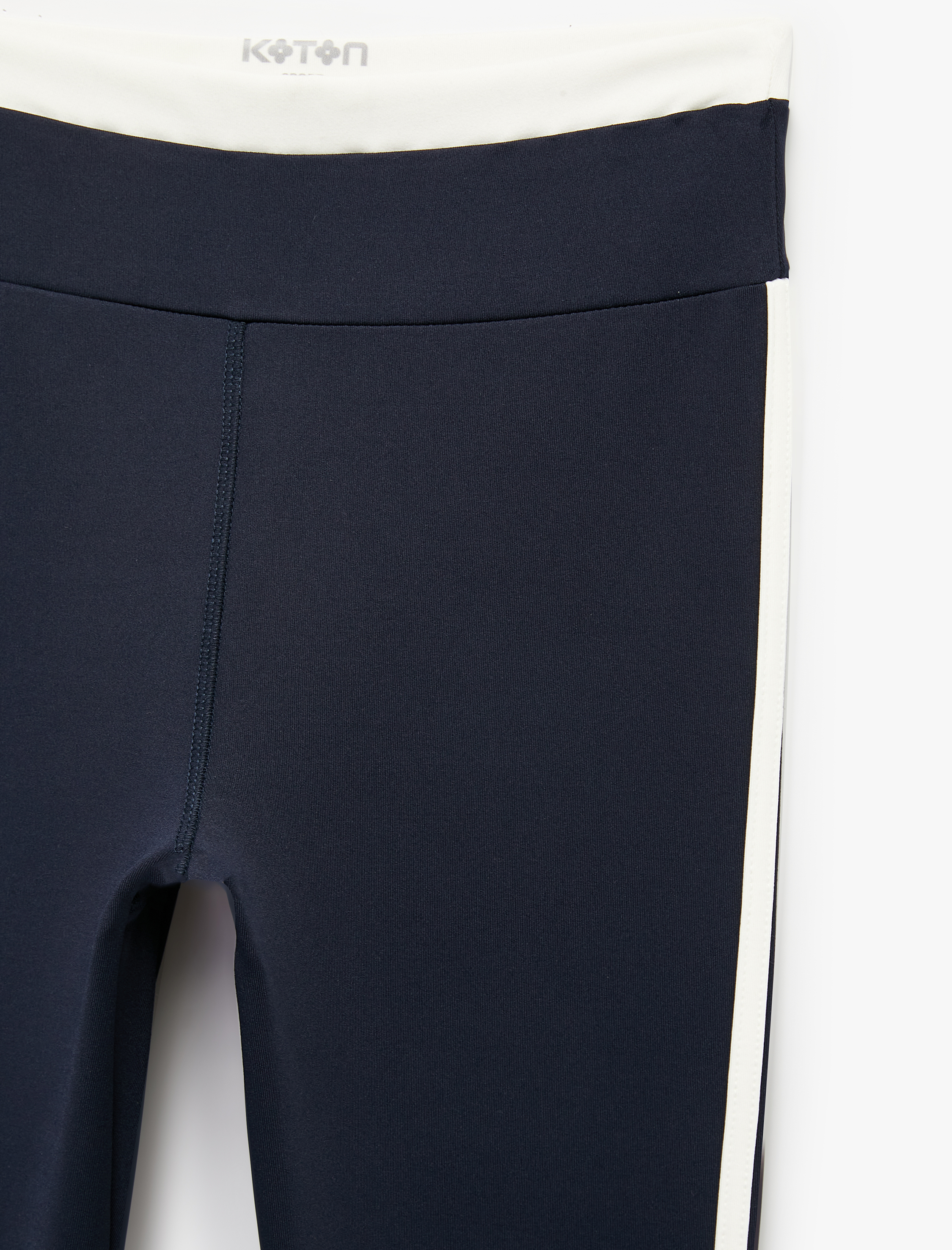   Slim Fit Yüksek Bel Şerit Detaylı Spor Tayt