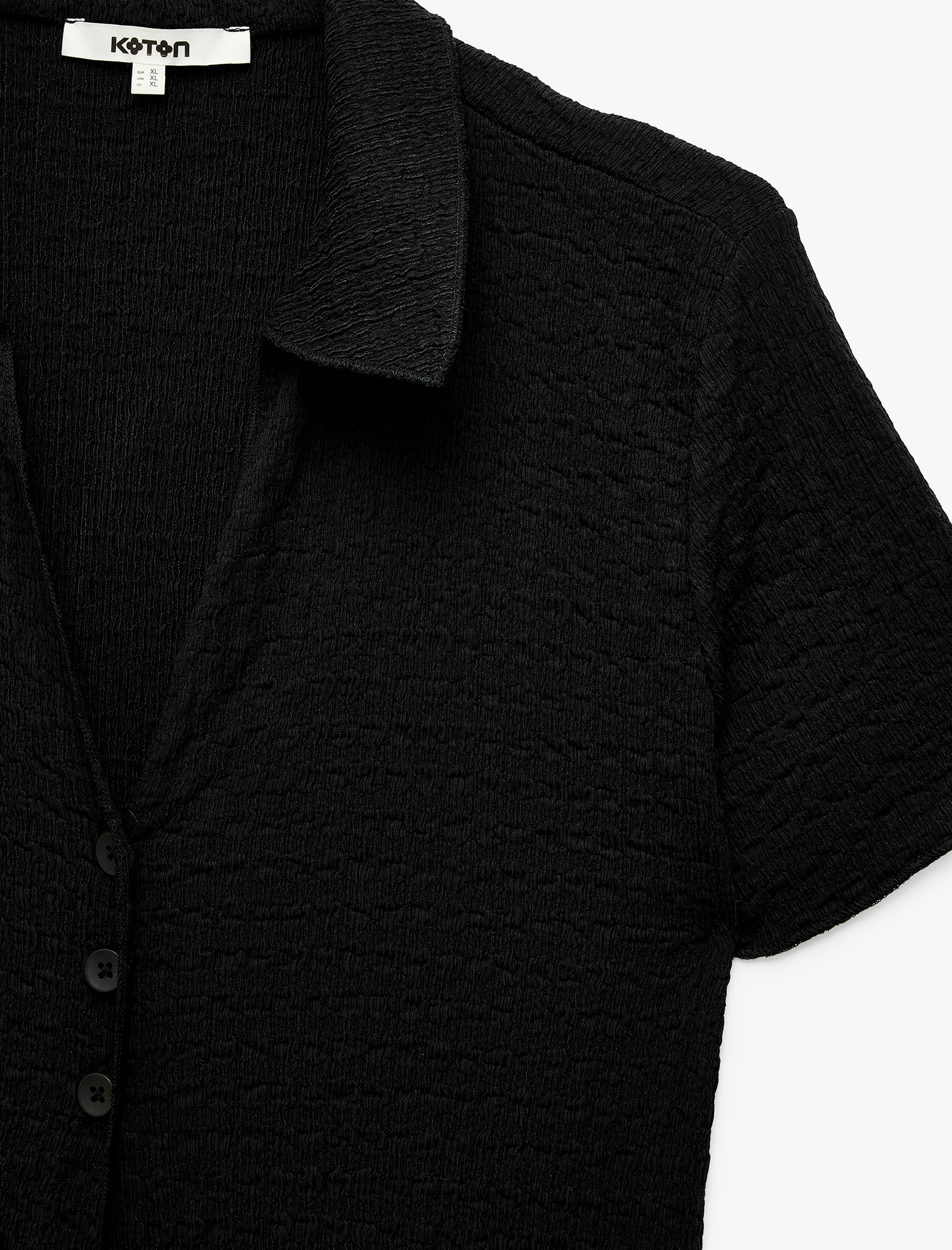   Slim Fit Bürümcük Kumaş Dokulu Kısa Kollu Düğmeli Polo Yaka Tişört