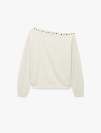 Uzun Kollu Zımba Detaylı Asimetrik Kayık Yaka Omzu Açık Sweatshirt