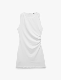 Slim Fit Drapeli Bisiklet Yaka Kolsuz Bodycon Mini Elbise